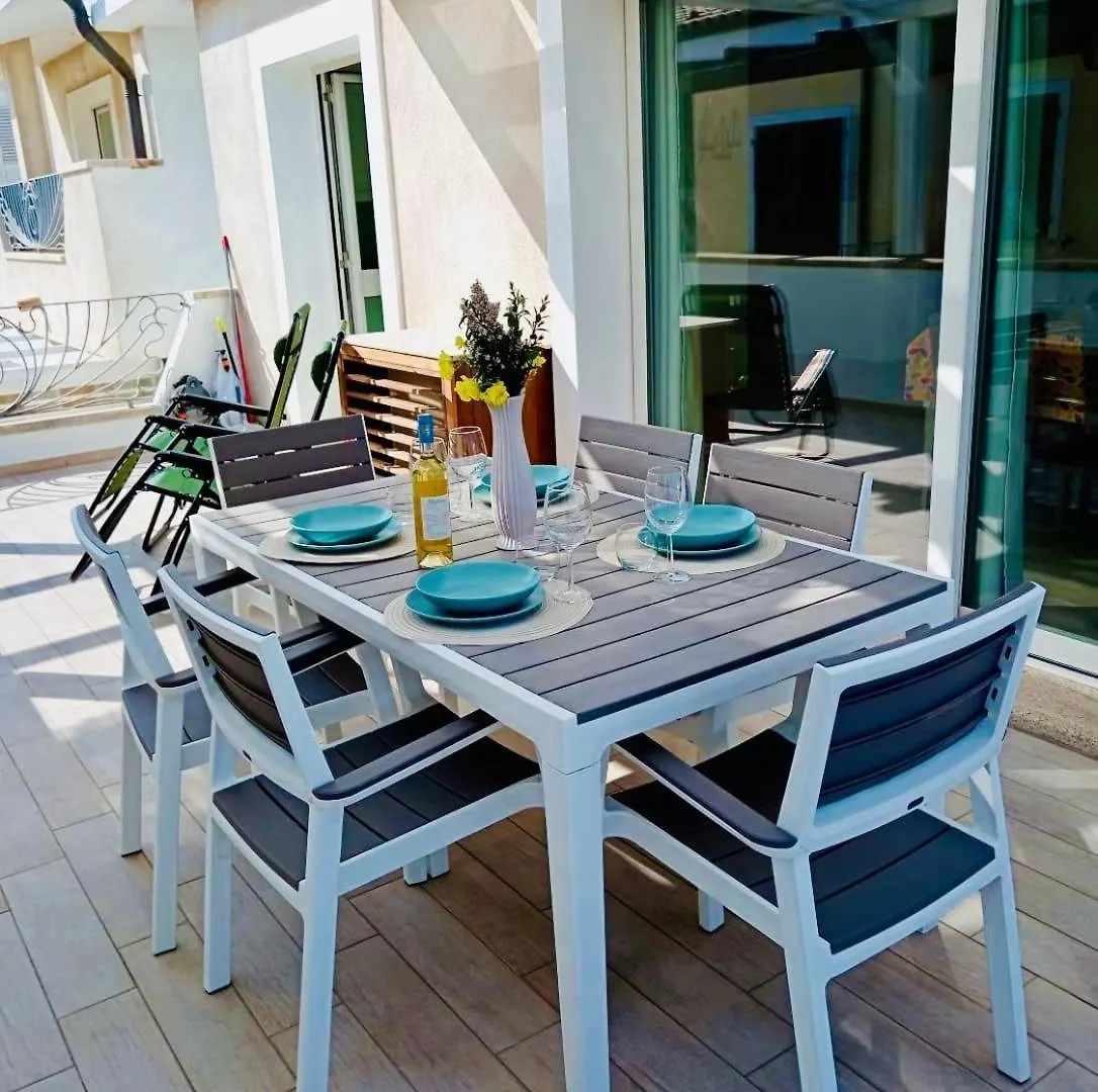 Apartman Appartamento Nuovissimo Con Piscina E Terrazza - A Due Passi Dalle Spiagge Palau Olaszország